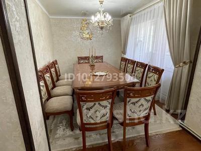4-бөлмелі пәтер · 92 м² · 5/5 қабат, Желтоксан 12а — Пересечение Момышулы Желтоксан, бағасы: 40 млн ₸ в Шымкенте, Туран р-н