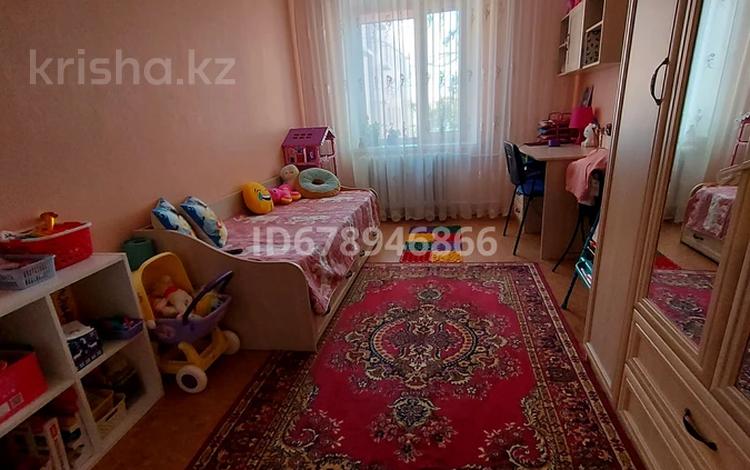 4-комнатная квартира, 98 м², 3/5 этаж, Камзина 114а за 24 млн 〒 в Павлодаре — фото 2