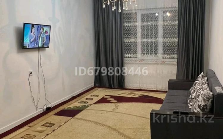 2-комнатная квартира · 42 м² · 5/5 этаж, мкр Тастак-1 за 280 000 ₸ в Алматы, Ауэзовский р-н — фото 2