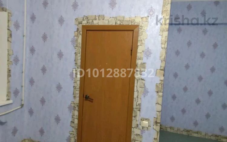 1 бөлме · 36 м² · 1/2 қабат, Рамазана токтарова 27, бағасы: 65 000 ₸ в Павлодаре — фото 2