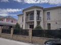 Часть дома · 4 комнаты · 355 м² · 12 сот., мкр Акжайык, Тулеметова 70/1 за 320 млн ₸ в Шымкенте, Абайский р-н — фото 2