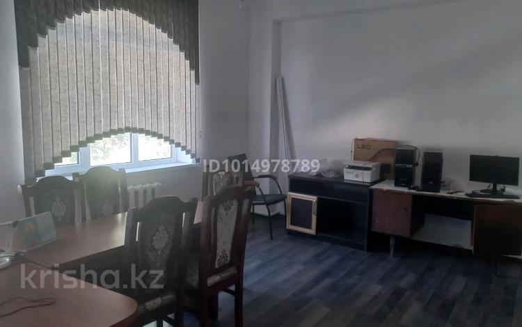 Офисы · 24 м² за 36 000 ₸ в Таразе — фото 2