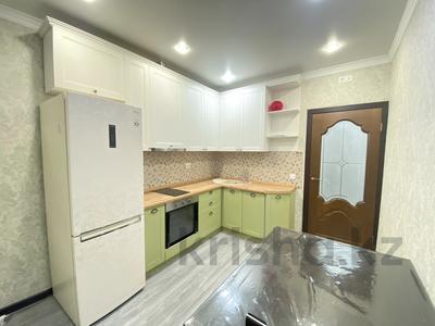 2-бөлмелі пәтер, 62 м², 1/8 қабат ай сайын, Болекбаева 16, бағасы: 170 000 〒 в Астане, Алматы р-н