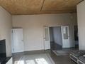 Отдельный дом · 4 комнаты · 191.5 м² · 10.25 сот., Абая 83 — Возле школы 69 за 45 млн ₸ в Актобе, жилой массив Жанаконыс — фото 11