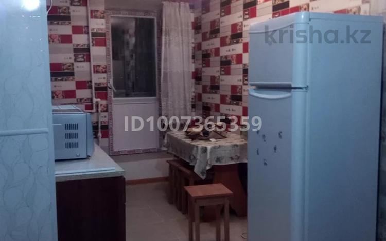 2-комнатная квартира · 50 м² · 2/9 этаж, мкр 5, Абилкайыр хан 65 за 150 000 ₸ в Актобе — фото 2