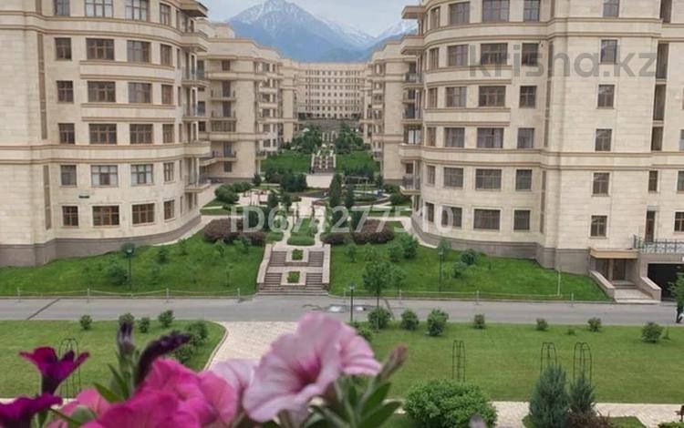 5-комнатная квартира, 271 м², 4/7 этаж, мкр Мирас за 350 млн 〒 в Алматы, Бостандыкский р-н — фото 2