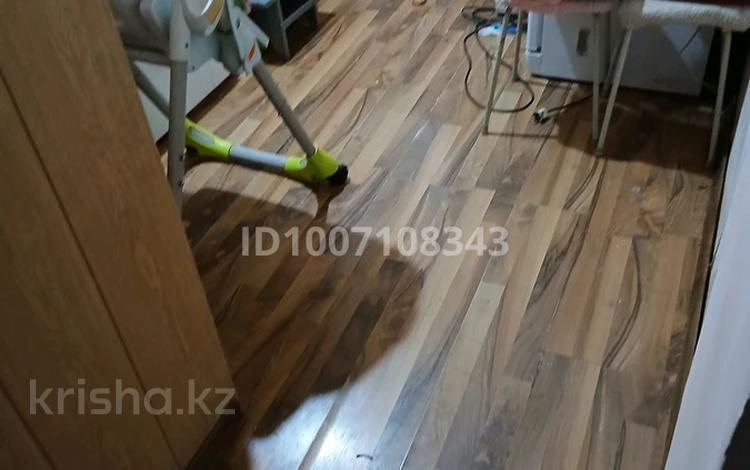 2-бөлмелі пәтер · 44 м² · 2/5 қабат, 6 микрорайон — Корзина, бағасы: 9 млн ₸ в Темиртау — фото 3
