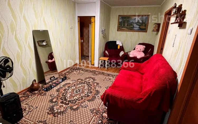3-бөлмелі пәтер · 47.7 м² · 2/5 қабат, мкр Юго-Восток, мкр Юго-Восток, 27й микрорайон 16 — рынок Арай, бағасы: 18 млн ₸ в Караганде, Казыбек би р-н — фото 2
