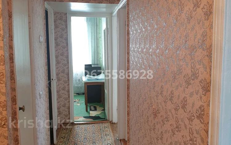 4-комнатная квартира, 74 м², 4/5 этаж, Абылай-хана 136 за 22 млн 〒 в Щучинске — фото 2