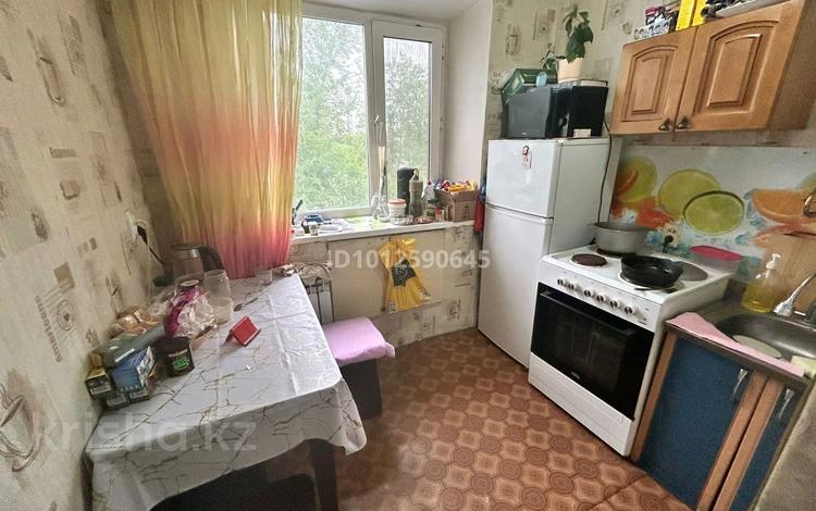 1-бөлмелі пәтер · 29.9 м² · 2/5 қабат, Ауэзова 39 — Возле базара "Достык", бағасы: 5.5 млн ₸ в Аксу — фото 2