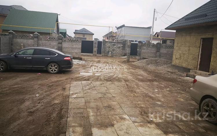 Отдельный дом · 2 комнаты · 70 м², мкр Кайрат Ул. 23 за 200 000 ₸ в Алматы, Турксибский р-н — фото 2