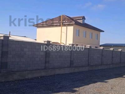 Продажа промбаз и заводов в Кызылординской обл.: Промбаза · 10 соток, Микр.Саяхат 54 — Аблай Айдосова за 100 млн 〒 Промбаза · 10 соток, Микр.Саяхат 54 — Аблай Айдосова за 100 млн 〒 в