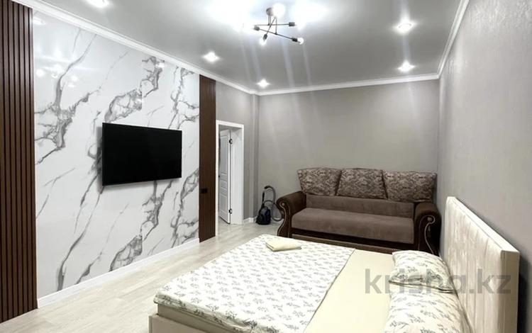 1-бөлмелі пәтер · 50 м² · 9/10 қабат, 16-ш/а. 76 — Байтерек, бағасы: 15.5 млн ₸ в Актау, 16-й мкр  — фото 2
