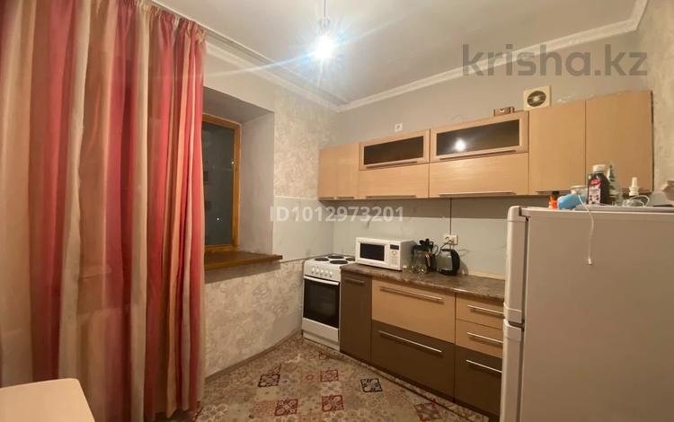 1-бөлмелі пәтер · 40 м² · 5/10 қабат, Иманова 41, бағасы: 180 000 ₸ в Астане, р-н Байконур — фото 2