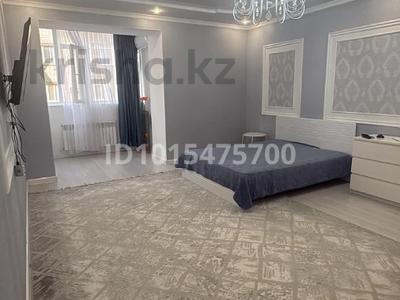 1-бөлмелі пәтер · 65 м² · 2/5 қабат, Алтын орда ш/а. 18Г/2 — Тауелсиздик, бағасы: 22 млн ₸ в Актобе, мкр. Алтын орда