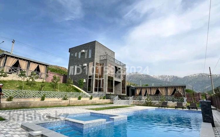 Отдельный дом · 10 комнат · 500 м² · 15 сот., Главная — По главной дороге за 240 млн ₸ в  — фото 2