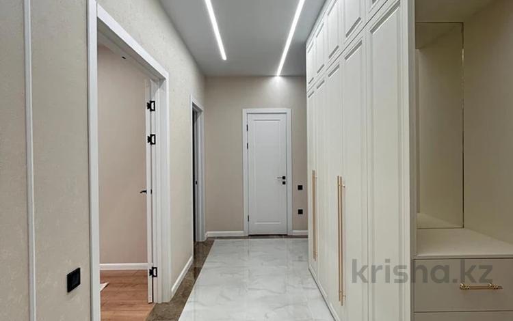 2-бөлмелі пәтер · 86 м² · 5/9 қабат, мкр 12, 12 ш/а. 15Д, бағасы: 42 млн ₸ в Актобе — фото 3