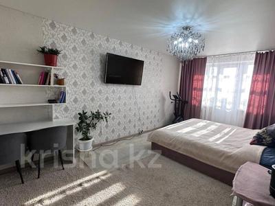 1-бөлмелі пәтер · 31.8 м² · 5/5 қабат, 6 мкр., бағасы: 6.8 млн ₸ в Темиртау