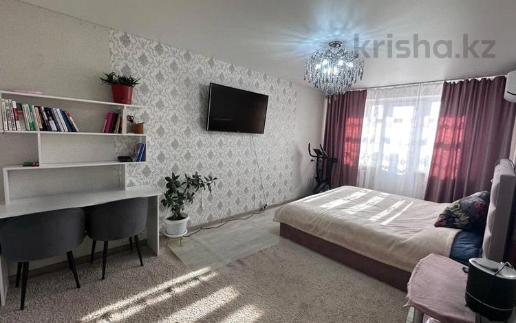 1-комнатная квартира · 31.8 м² · 5/5 этаж, 6 мкр. за 6.8 млн ₸ в Темиртау — фото 3