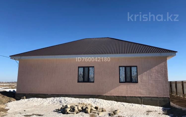 Отдельный дом · 4 комнаты · 120 м² · 8 сот., мкр Зарослый, 6 69 за 19 млн ₸ в Атырау — фото 2