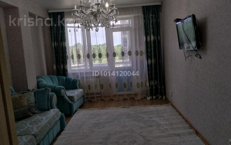 2-комнатная квартира · 65 м² · 3/9 этаж, Жибек Жолы — Магнум,Мечеть Халифа Алтай за 32.5 млн ₸ в Усть-Каменогорске — фото 2