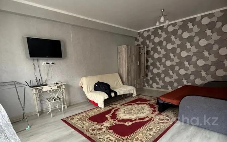 1-бөлмелі пәтер · 45 м² · 5/10 қабат, Жунисова — Төле би, бағасы: 23.5 млн ₸ в Алматы, Наурызбайский р-н — фото 2