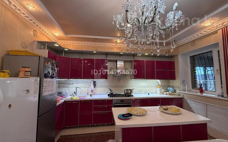 Жеке үй · 4 бөлме · 176 м² · 12 жүзд., Ж Ташенова 23, бағасы: 50 млн ₸ в Актобе, жилой массив Заречный-3 — фото 2