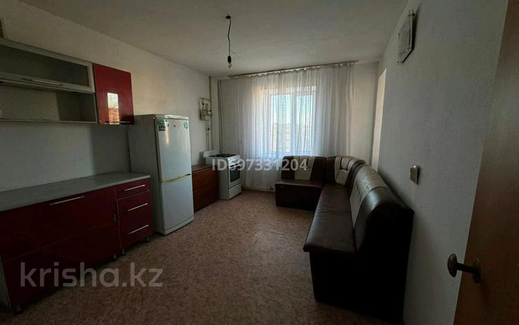 3-комнатная квартира, 86 м², 4/5 этаж помесячно, Сарыарка 11/1 — Пожарная часть рядом, айти школа за 160 000 〒 в Кокшетау — фото 2