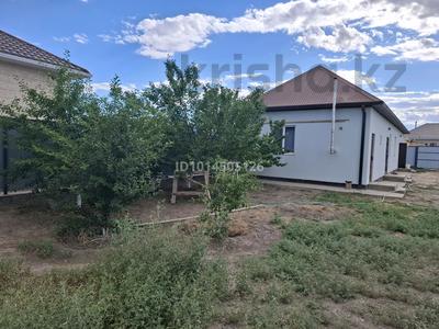 Жеке үй · 3 бөлме · 98.2 м² · 9 жүзд., Көктем ш/а., 3, бағасы: 21.5 млн ₸ в Атырау, мкр Коктем