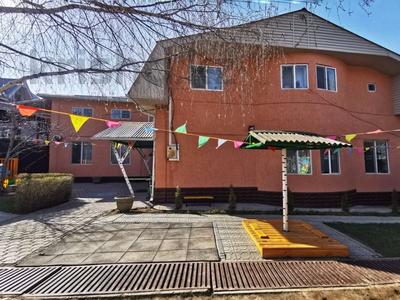 Отдельный дом · 12 комнат · 477 м² · 7 сот., Жагажай 38а за 175 млн ₸ в Каскелене