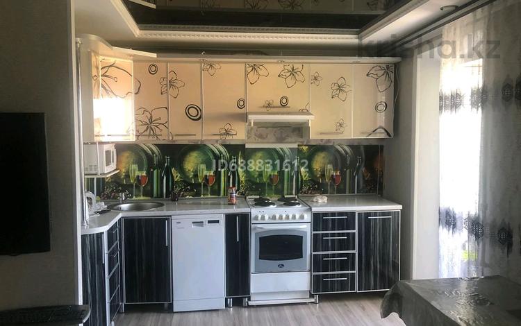 4-комнатная квартира · 80 м² · 4/5 этаж, Королёва — 20 мкр за 180 000 ₸ в Экибастузе — фото 2