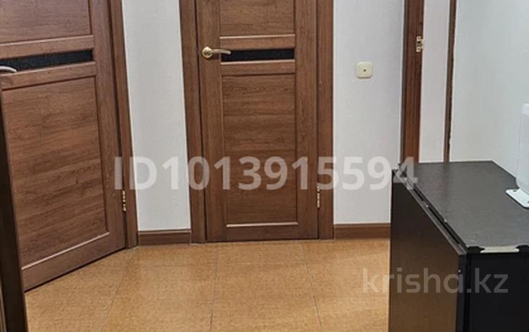 2-бөлмелі пәтер · 80 м² · 4/6 қабат, Затаевича 81/4 — ТД Таир, бағасы: 35 млн ₸ в Караганде, Казыбек би р-н — фото 16