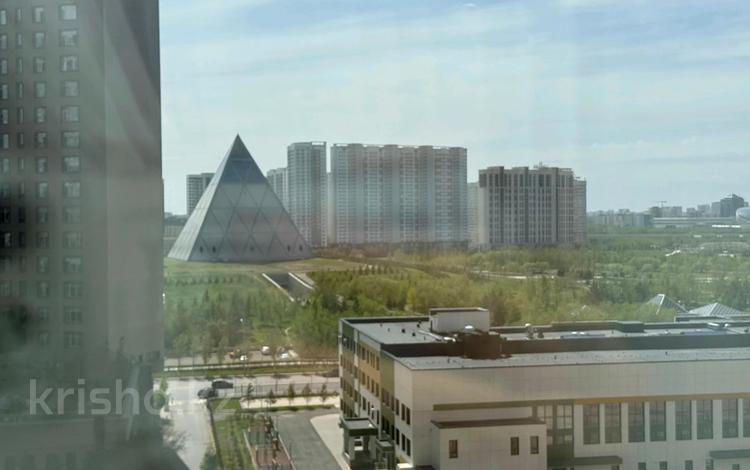 4-бөлмелі пәтер · 160 м² · 5 қабат, Кошкарбаева 8, бағасы: 150 млн ₸ в Астане, Сарайшык р-н — фото 33