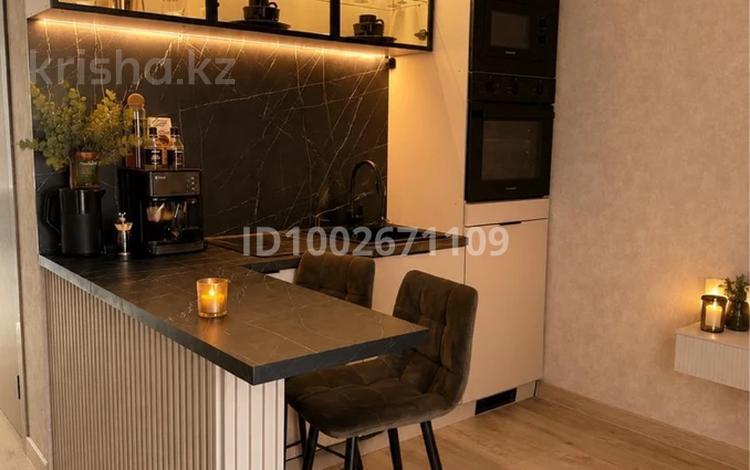 1-бөлмелі пәтер · 30 м² · 1/5 қабат, Ауэзова 101 — ЖК ДАСТУР, бағасы: 2 000 ₸ в Экибастузе — фото 11