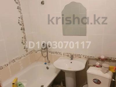 2-комнатная квартира · 47 м² · 2/5 этаж, Курмангазы — Авангард-2 за 13.5 млн 〒 в Атырау, мкр Авангард-2