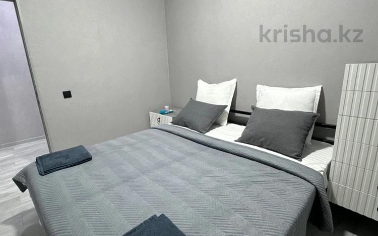 2-комнатная квартира · 60 м² · 2/9 этаж, мкр Атырау, Абулхайыр хана 51а за 17 000 〒 — фото 2