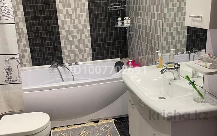 2-комнатная квартира · 92 м² · 24/28 этаж, Аль-Фараби 7 — Козыбаева за 550 000 〒 в Алматы — фото 2