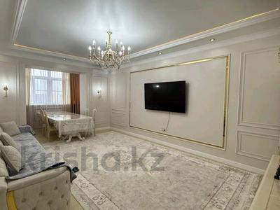 3-комнатная квартира · 120 м² · 8/8 этаж, мкр. Алтын орда, Санкибай батыра 40е — Сзади Дины Гипермаркет за 500 000 〒 в Актобе