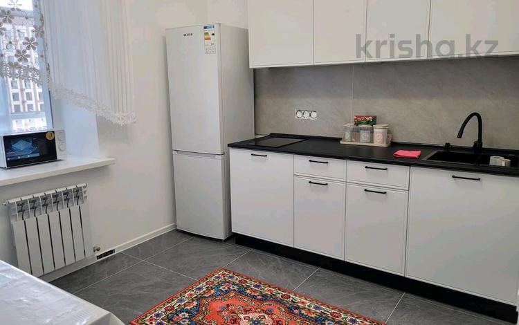 1-комнатная квартира · 40 м² · 5/9 этаж, Айтматова 23 — Молдагалиева за 200 000 ₸ в Астане, Нура р-н — фото 2