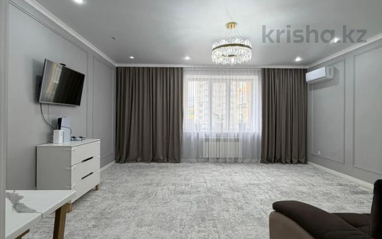 2-бөлмелі пәтер · 90.2 м² · 1/10 қабат, Қонаев ш/а., бағасы: 43 млн ₸ в Уральске, мкр Кунаева — фото 2