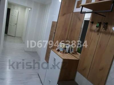4-бөлмелі пәтер · 81.7 м² · 8/9 қабат, Шакарима 13 — Байсеитова, бағасы: 42 млн ₸ в Семее