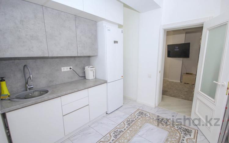3-комнатная квартира · 70 м² · 2/5 этаж, кунаева 114 за 75 млн ₸ в Алматы, Медеуский р-н — фото 2