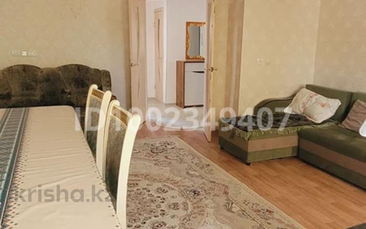 3-бөлмелі пәтер · 60 м² · 2/5 қабат, Шугыла 1 А — ДОСААФ, бағасы: 150 000 ₸ в  — фото 2