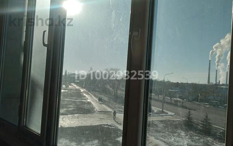 1-комнатная квартира · 50 м² · 3 этаж, Гагарина — Автовокзал - С.Датова за 10 000 ₸ в Уральске — фото 2