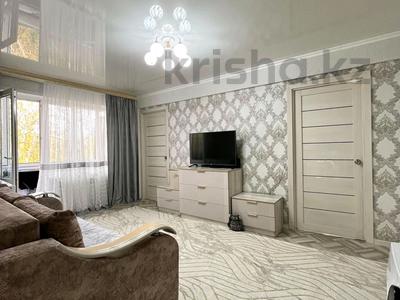 4-комнатная квартира · 60 м² · 5/5 этаж, Сатпаева 16/1 за 23 млн 〒 в Усть-Каменогорске