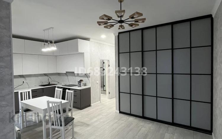 1-комнатная квартира · 47 м² · 2/10 этаж, мкр Юго-Восток, Микрорайон Байкена Ашимова 21 за 250 000 ₸ в Караганде, Казыбек би р-н — фото 2