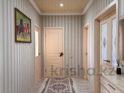 4-бөлмелі пәтер · 103 м² · 5/5 қабат, Алтын орда ш/а., бағасы: 39 млн ₸ в Актобе, мкр. Алтын орда