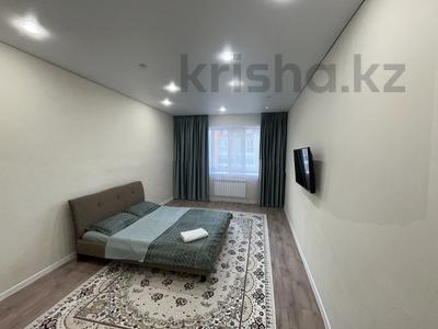 1-комнатная квартира · 50 м² · 4/5 этаж, мкр. Алтын орда 360 А — 81 мектеп, Дина за 10 000 ₸ в Актобе