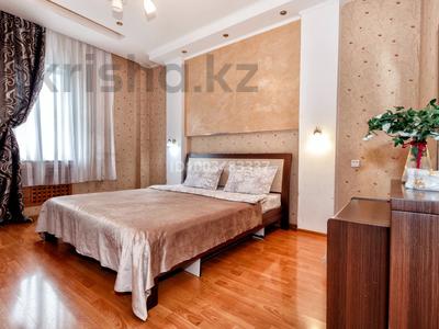 3-комнатная квартира · 100 м² · 8/8 этаж, Д. Кунаева 35 за 22 000 ₸ в Астане, Есильский р-н