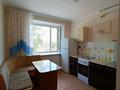 1-комнатная квартира · 30.7 м² · 2/5 этаж, Сортировка 126А — 85 школа садик Нурбота за 6.5 млн ₸ в Караганде, Алихана Бокейханова р-н — фото 3